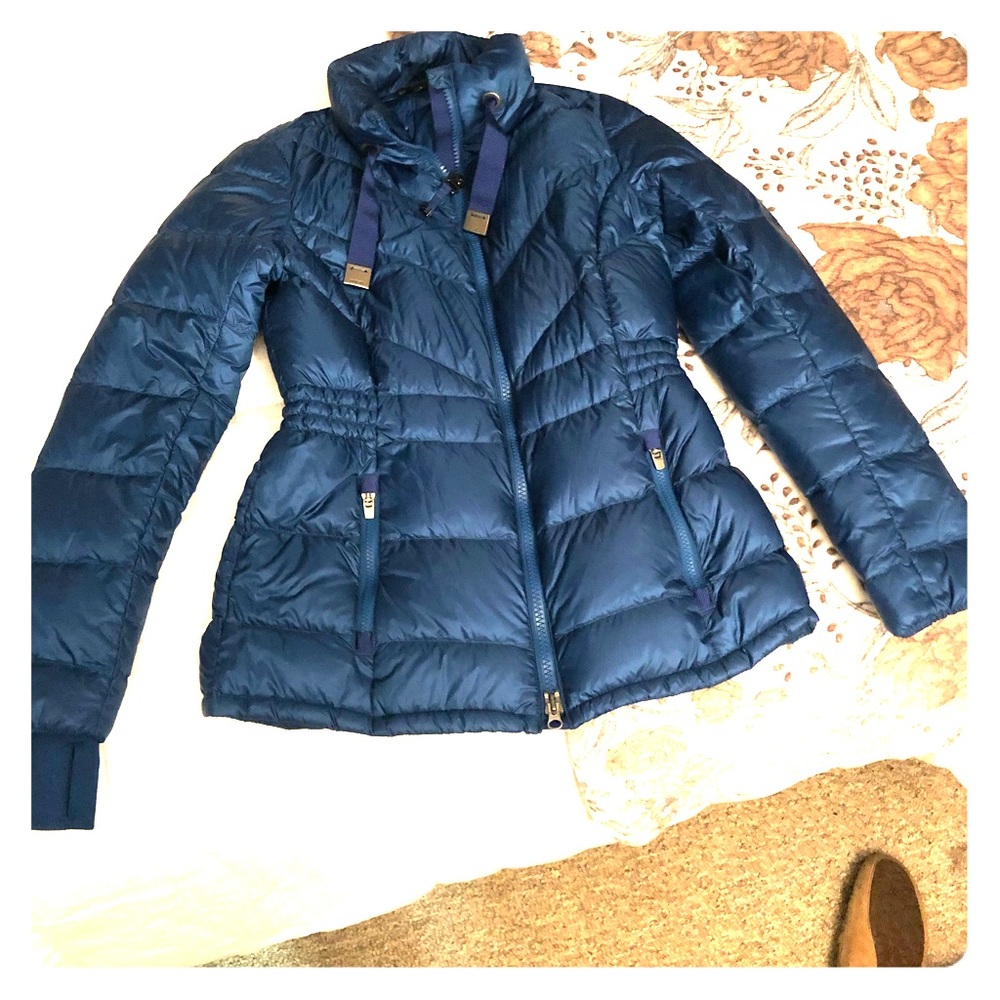 Athleta Banner Peak down jacket